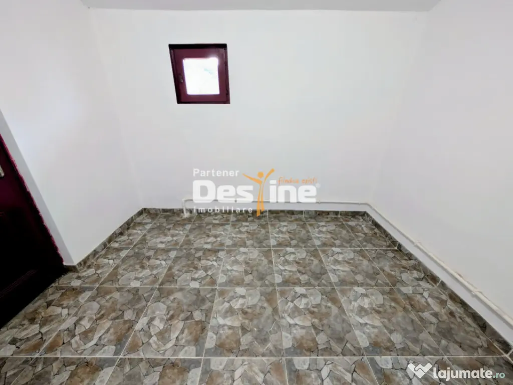 Casă individuală P+M 113 mp + garaj + beci 500 mp teren - 