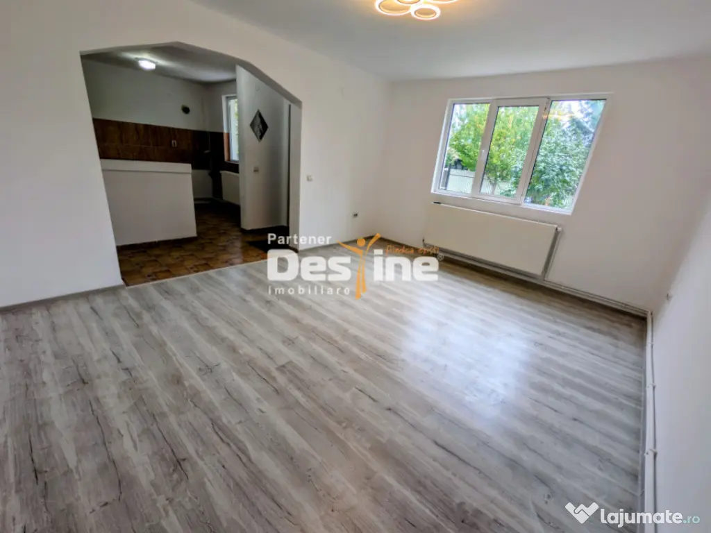 Casă individuală P+M 113 mp + garaj + beci 500 mp teren - 