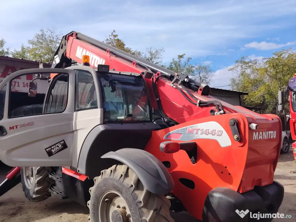 Servicii Automacarale Galati | Sennebogen HPC 35 | Manitou 