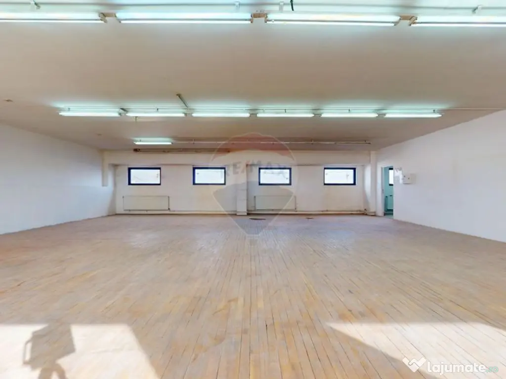 Închiriere spațiu comercial, etaj 1 în Brașov, Calea ... 