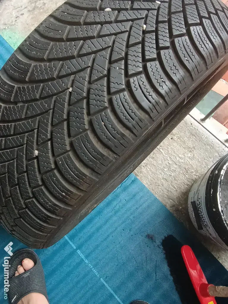 Cauciucuri m+și 205 /55/16 