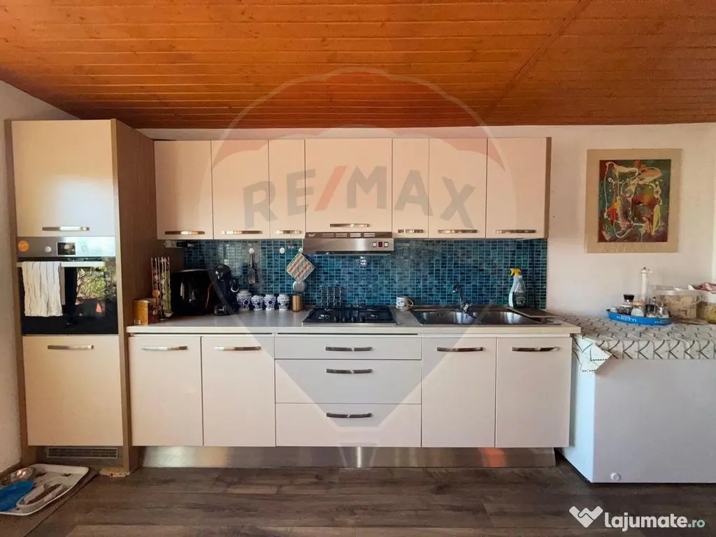 Casă cu teren de vanzare Golești-Ramnicu Valcea / Manas... 