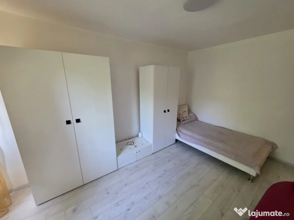 Închiriez garsonieră în zona Blașcovici 