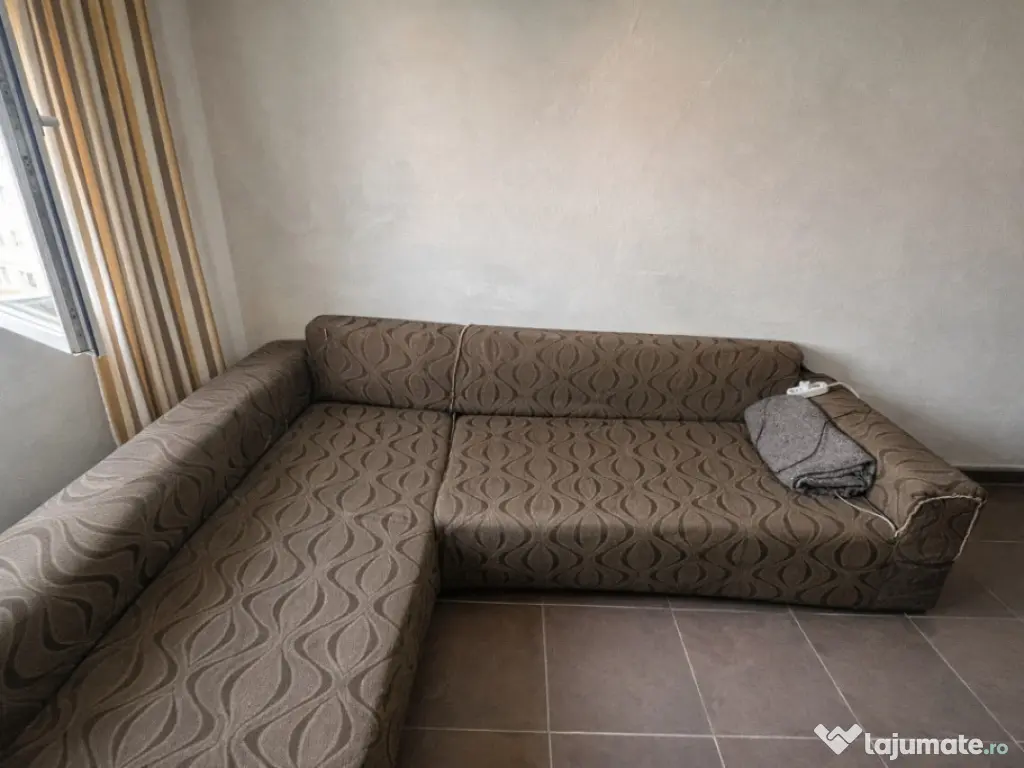 Garsonieră zona Girocului