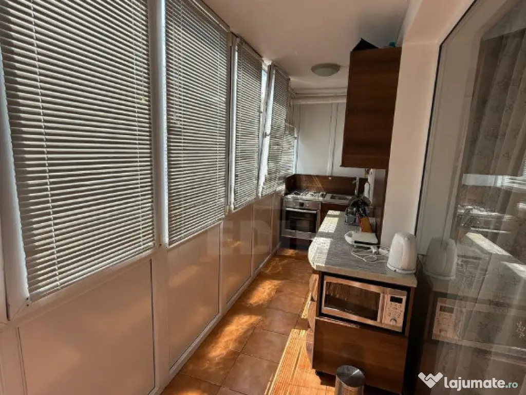 Apartament 2 camere decomandat zona Eroilor