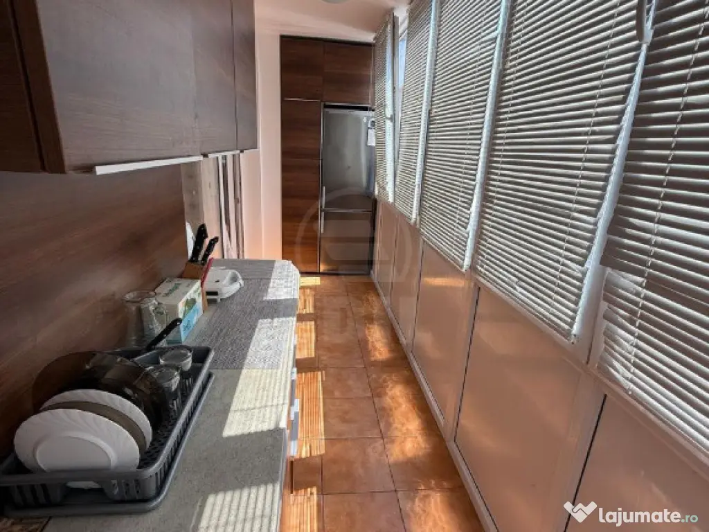 Apartament 2 camere decomandat zona Eroilor