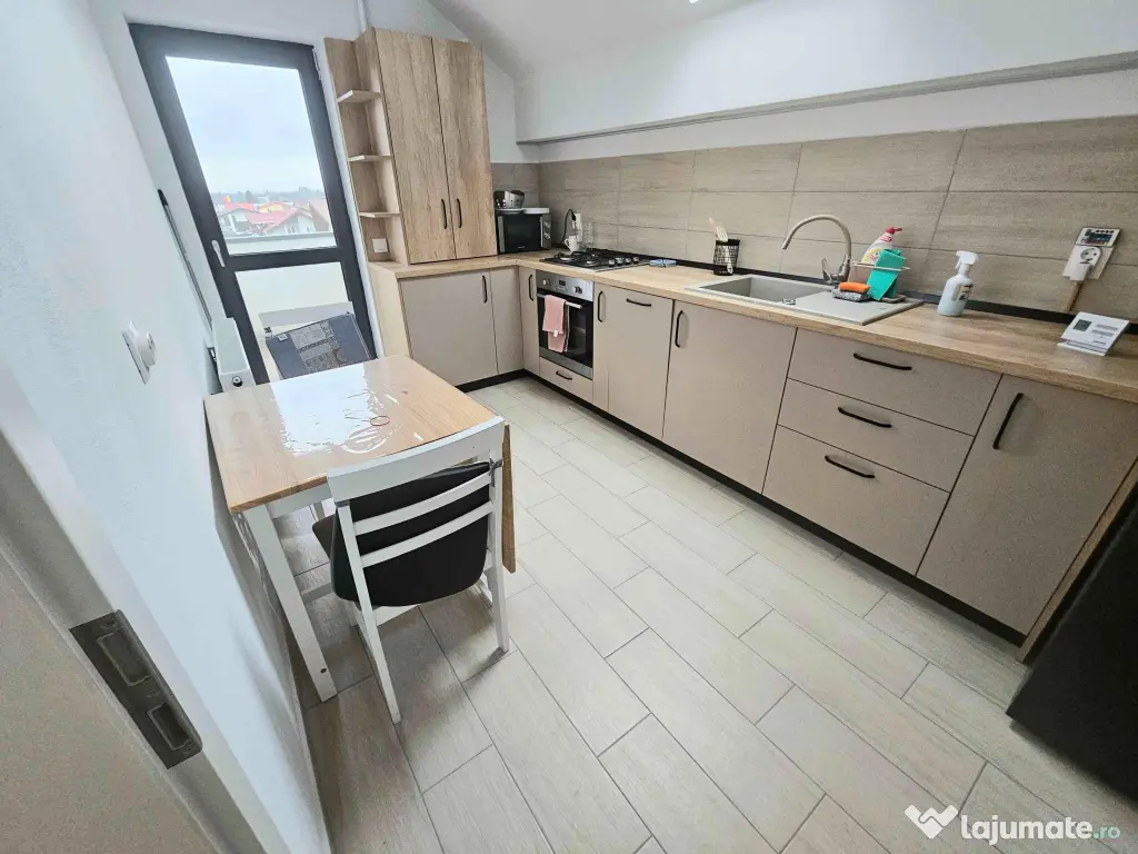 Garsoniera Sanpetru Residence 