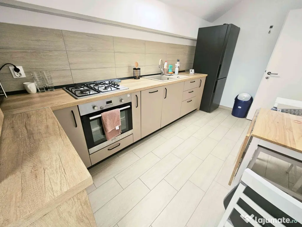 Garsoniera Sanpetru Residence 