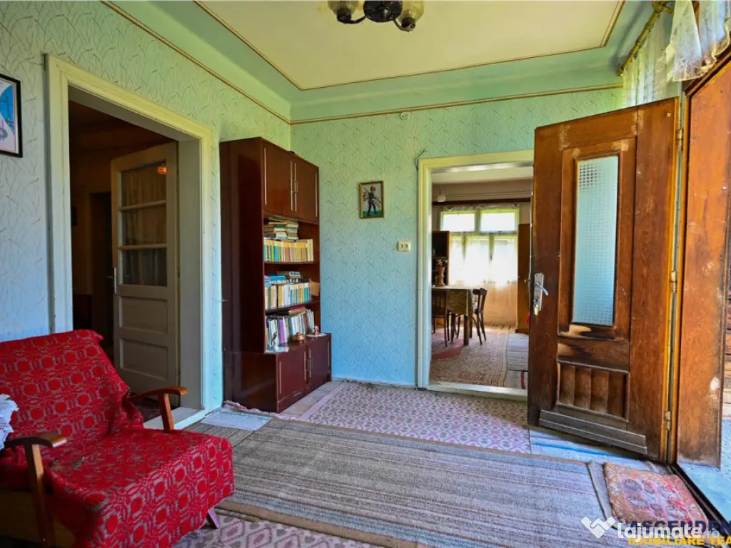 FILM! Casa traditionala pe domeniu de 4.300mp teren, Bran - 