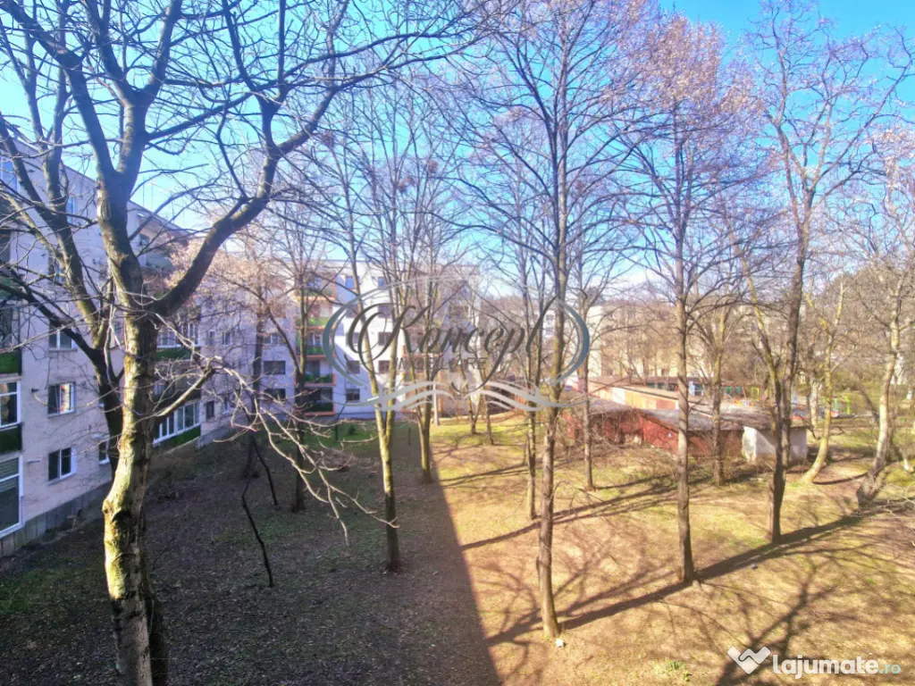 Apartament decomandat in zona USAMV 