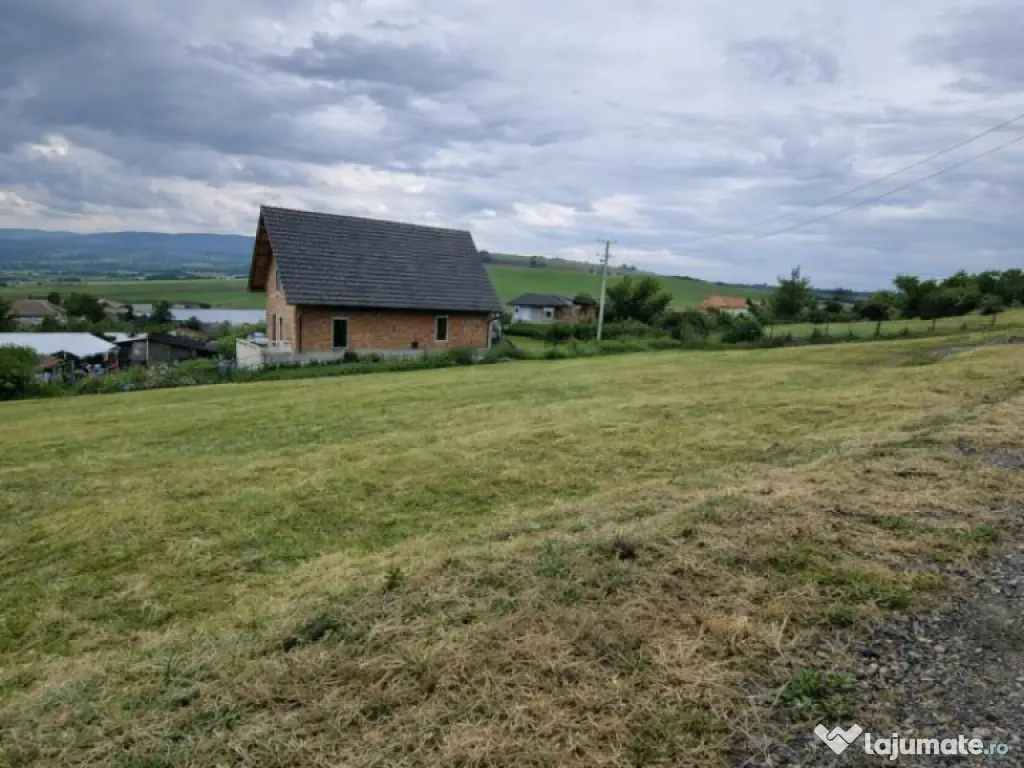 Teren intravila Sura Mare 1000mp 