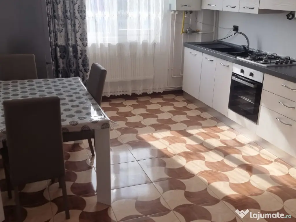 Vand Apartament 2 camere central