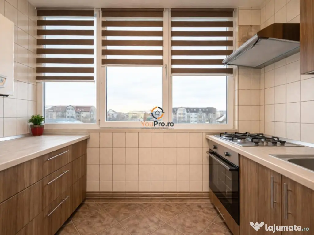 Decomandat 2 camere Zona Torontalului 