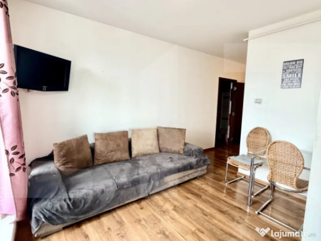 Apartament Spatios cu 3 Camere si Vedere Panoramica 