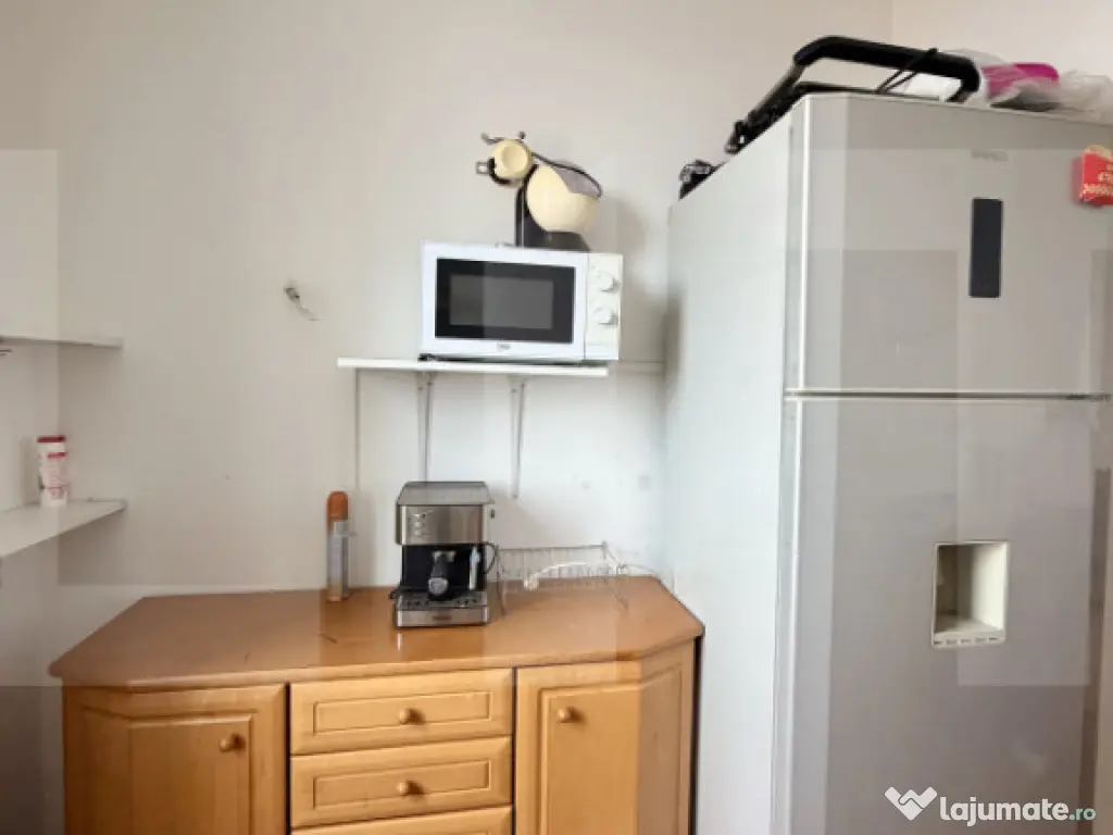 Apartament Spatios cu 3 Camere si Vedere Panoramica 