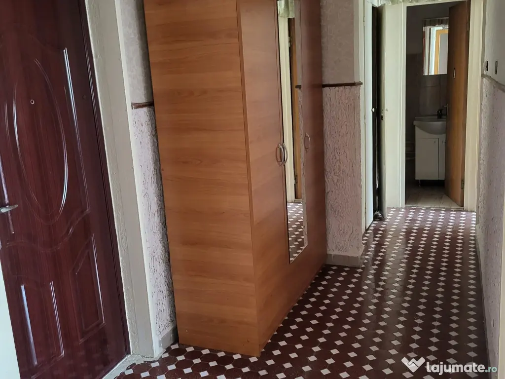 Vânzare apartament 3 camere – Rahova, Str. Bârcă, Sector 5 