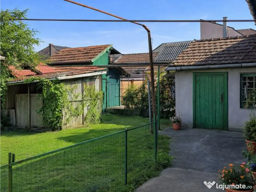 Casa:farmec traditional,gradina,curte,acces auto,pivnita,pod 