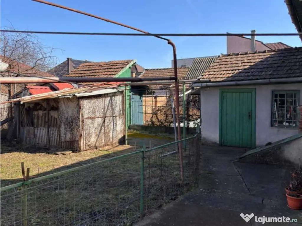 Casa:farmec traditional,gradina,curte,acces auto,pivnita,pod 