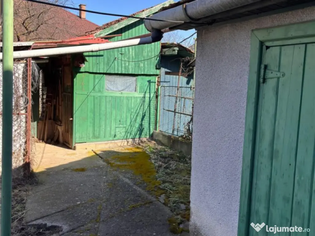 Casa:farmec traditional,gradina,curte,acces auto,pivnita,pod 