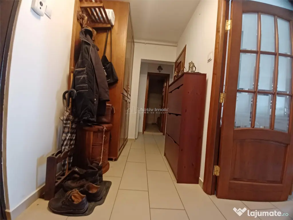 2 Camere Drumul Taberei- Titel Petrescu 