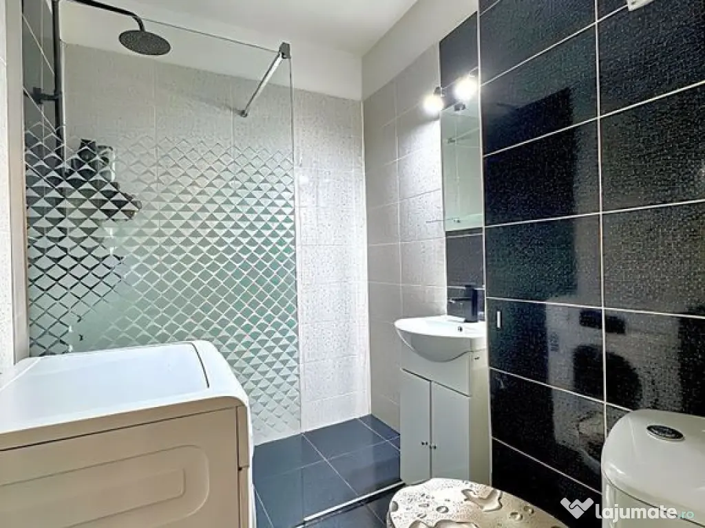 Titan - Costin Georgian Metrou 3 minute Garsoniera Comisi...