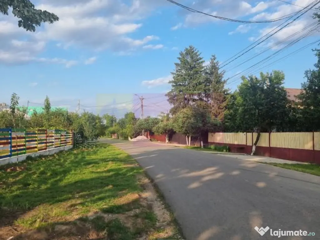 VANZARE TEREN 2150 MP IN SAT TEISORI (GR) 