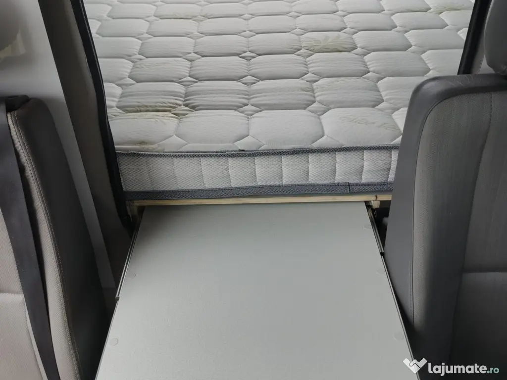 VândFord transit,transformare rulota,tracțiune față 155cp19000 euro negociabil0 