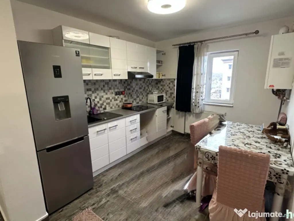 Apartament 2 balcoane, 49 mp, zona Sud