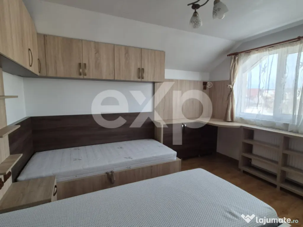 Casă mobilată, cu garaj și foișor – Zonă liniștită 