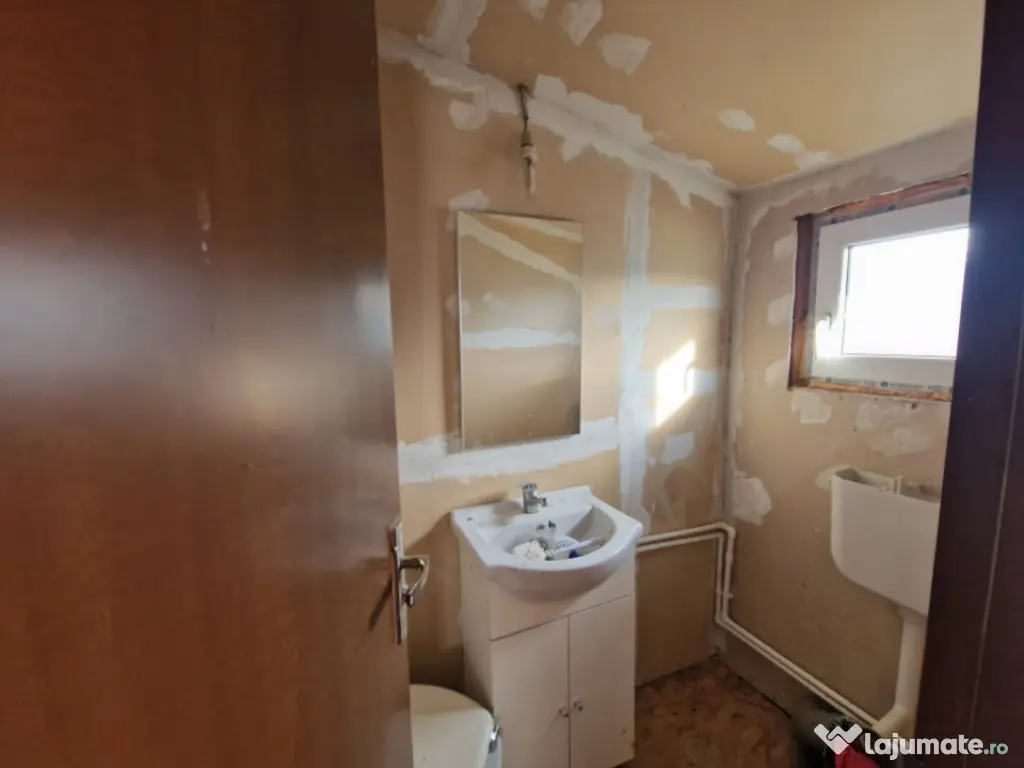 CASA 3 Camere+TEREN 1338 MP Crevedia / Cocani / Toate utilit 