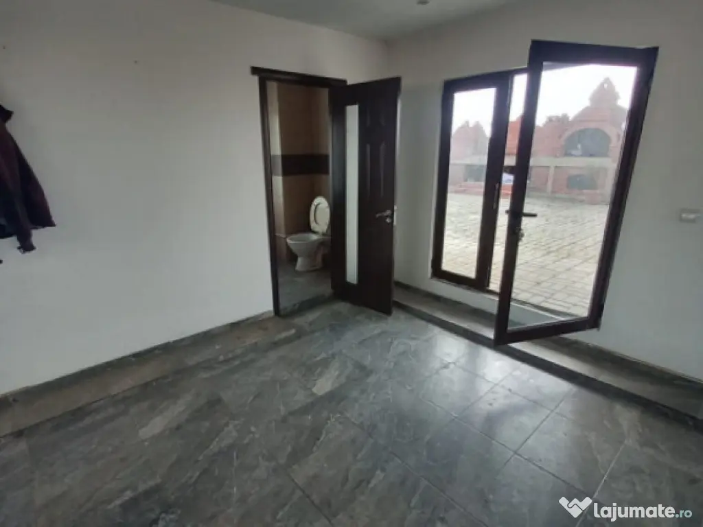 PENTHOUSE EXCLUSIVIST, 317 mp utili + 393 mp terase+piscina, 