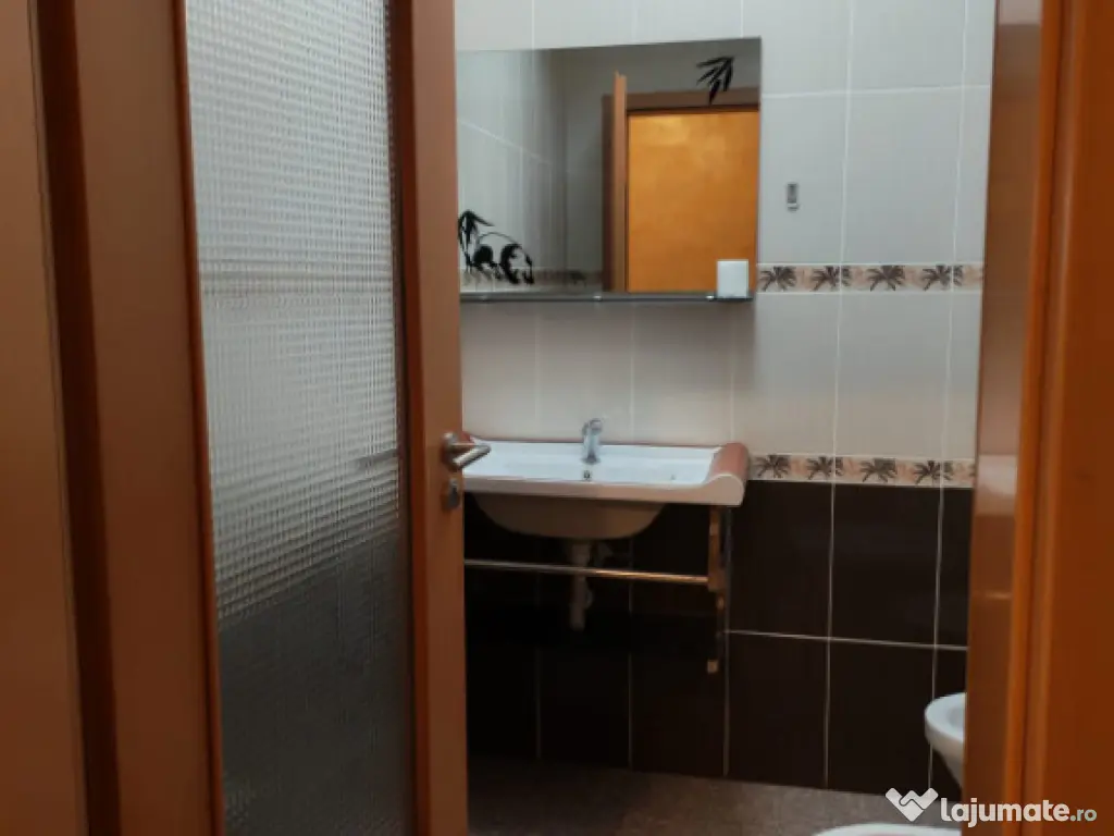 PENTHOUSE EXCLUSIVIST, 317 mp utili + 393 mp terase+piscina, 