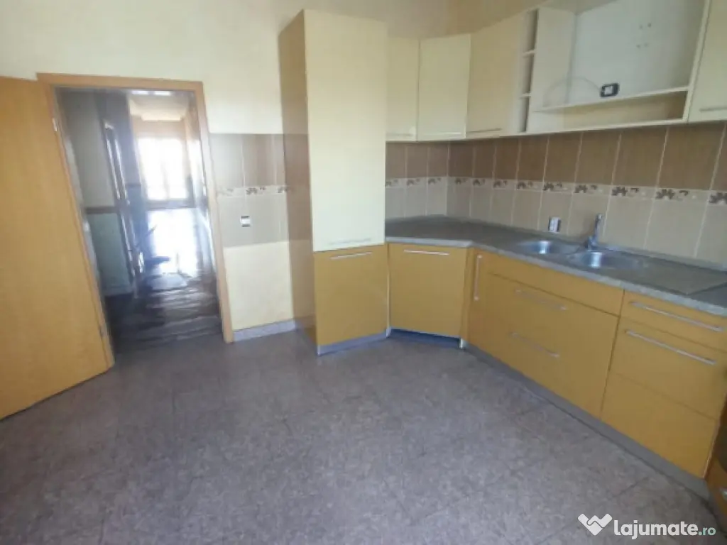 PENTHOUSE EXCLUSIVIST, 317 mp utili + 393 mp terase+piscina, 