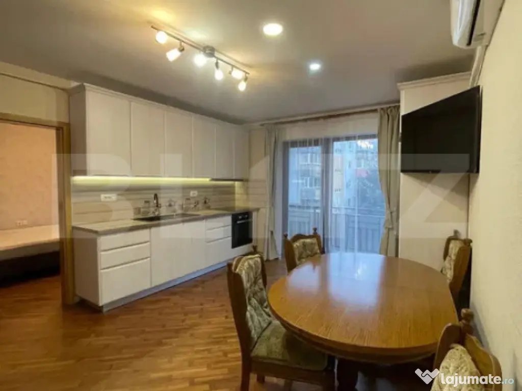 Apartament 3 camere, modern, parcare, zona Marasti 