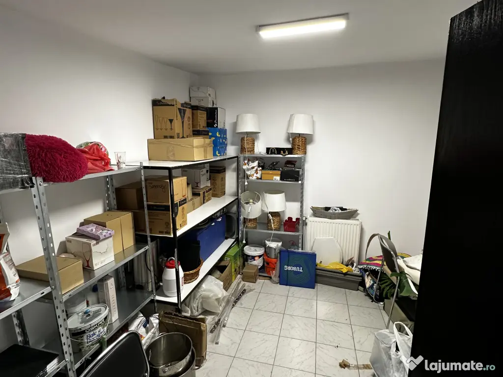 Etaj de Închiriat (SECTOR 4 )- Ideal Cabinet / Sediu Firmă