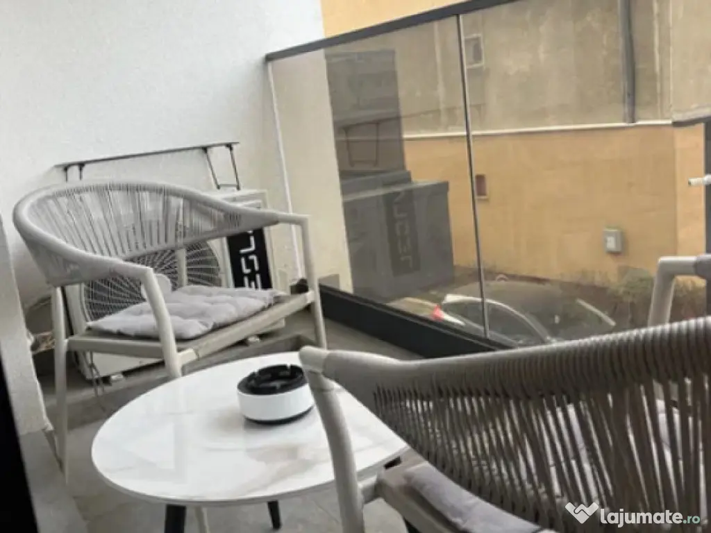 Apartament 2 camere, tip studio - zona Racadau 