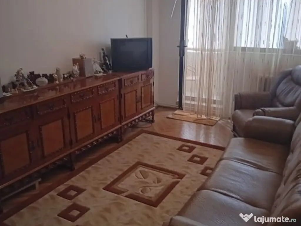 Apartament 3 camere dec,Micro 21,et 3,2 bai,2 balcoane 