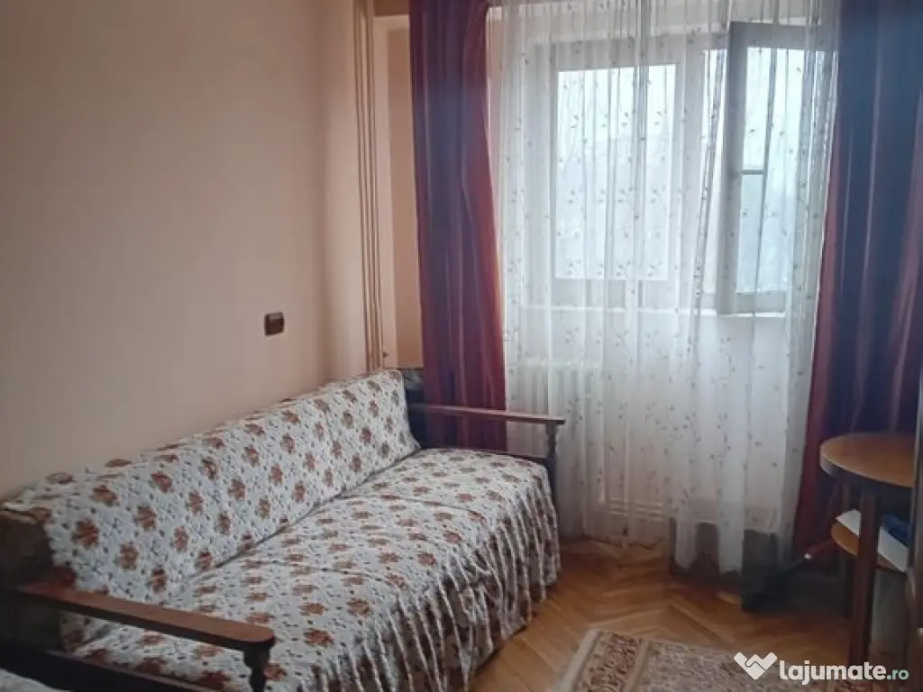 Apartament 3 camere dec,Micro 21,et 3,2 bai,2 balcoane 