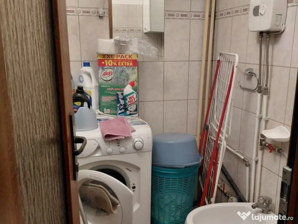 Apartament 3 camere dec,Micro 21,et 3,2 bai,2 balcoane 