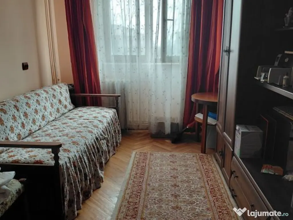 Apartament 3 camere dec,Micro 21,et 3,2 bai,2 balcoane 