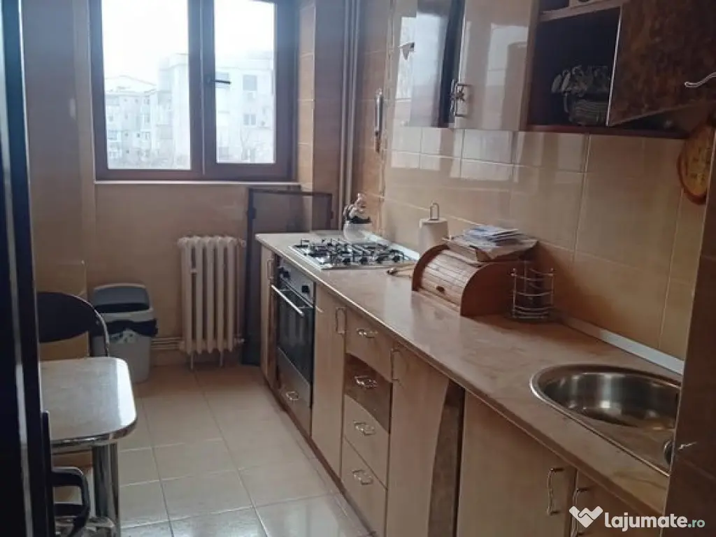 Apartament 3 camere dec,Micro 21,et 3,2 bai,2 balcoane 
