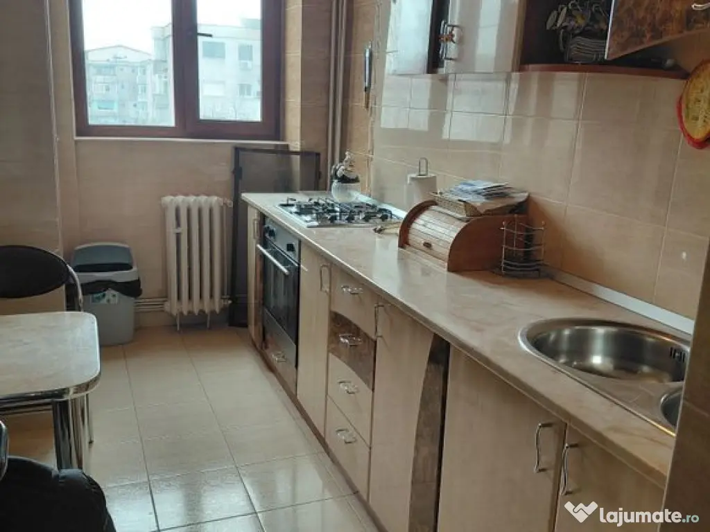 Apartament 3 camere dec,Micro 21,et 3,2 bai,2 balcoane 