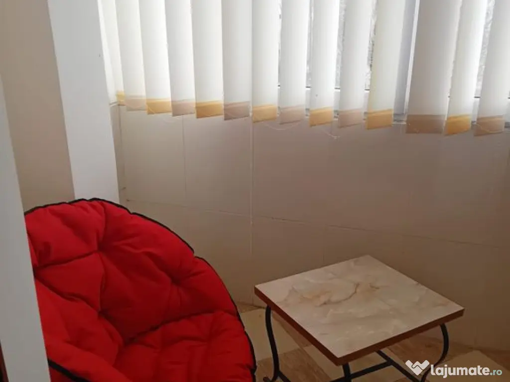 Apartament 3 camere dec,Micro 21,et 3,2 bai,2 balcoane 