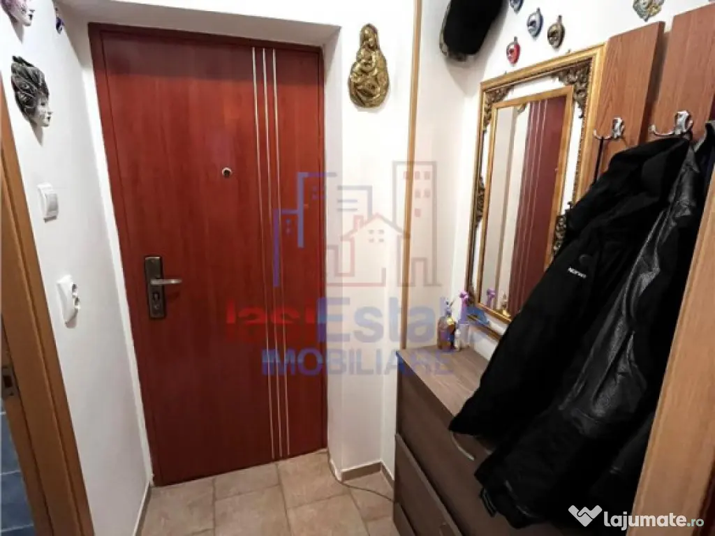 Garsoniera zona Galata 