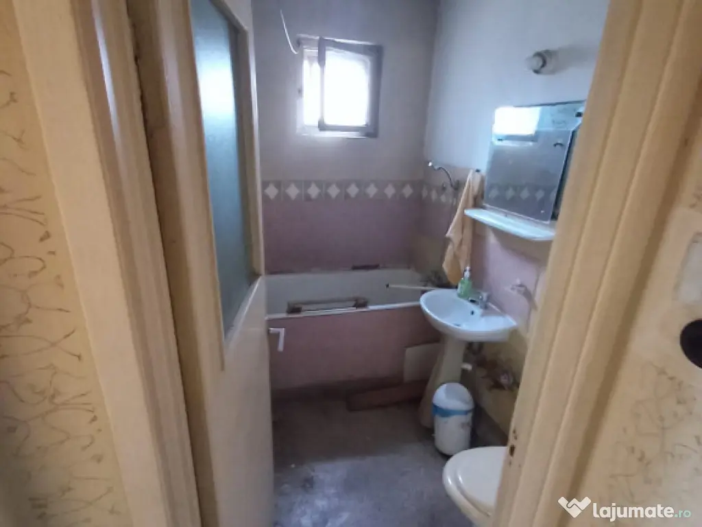 2 camere semidecomandat ETAJUL 2 Nord 58000€ 