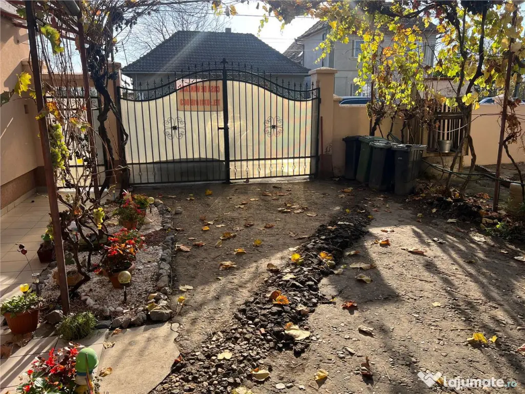 RECO Casa frumoasa la sosea SALARD