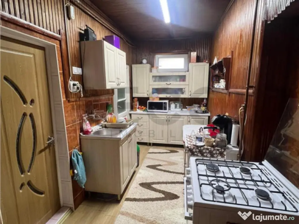 RECO Casa frumoasa la sosea SALARD