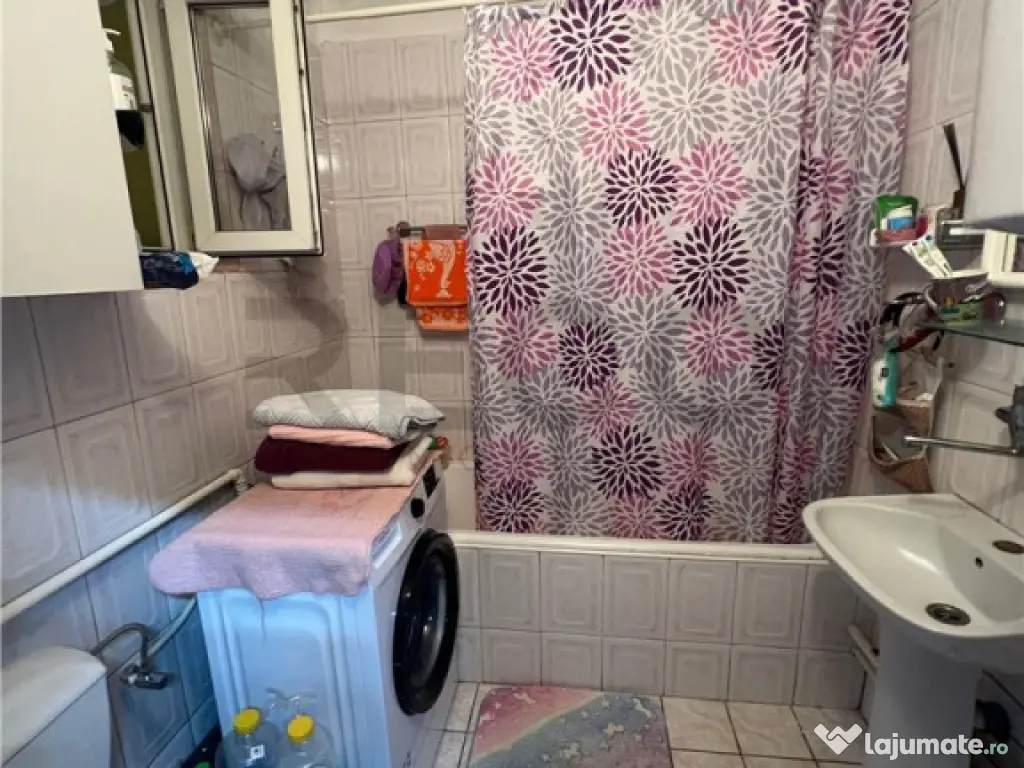 RECO Casa frumoasa la sosea SALARD