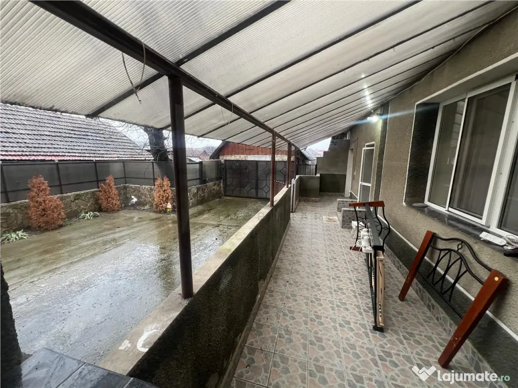 RECO - CASA Santandrei, teren 988 GARAJ CASA VECHE 