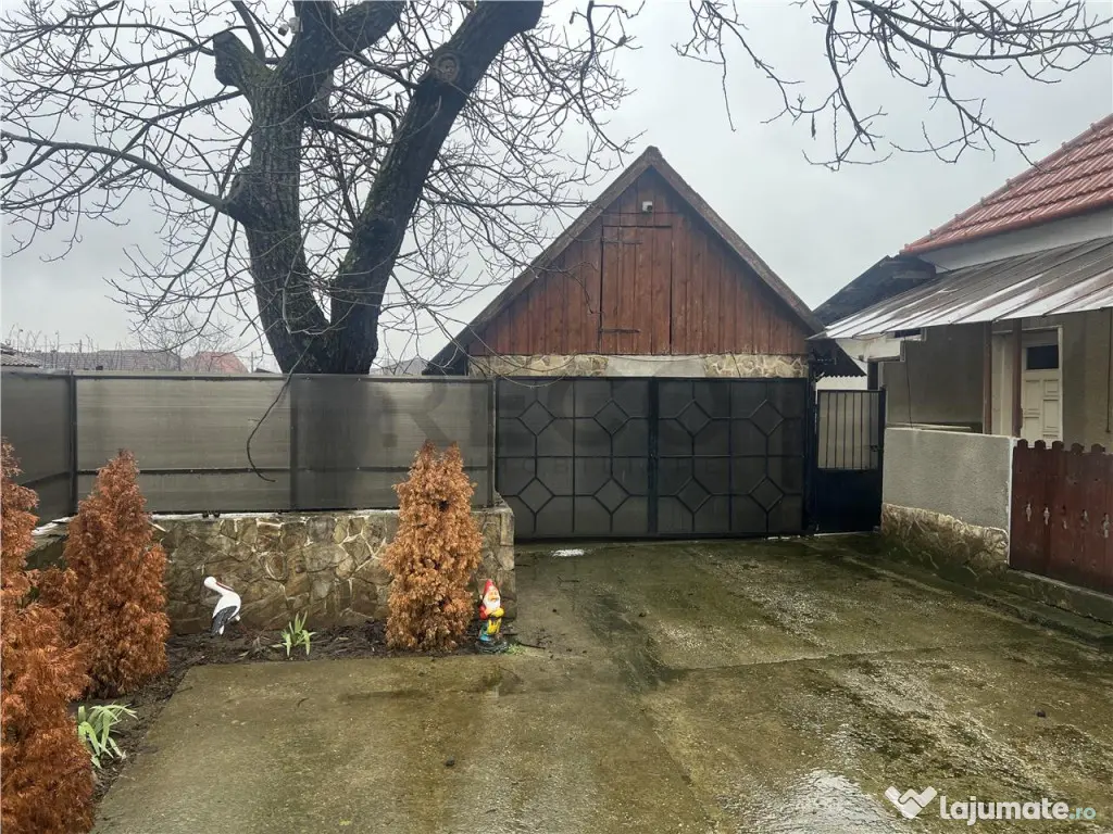 RECO - CASA Santandrei, teren 988 GARAJ CASA VECHE 